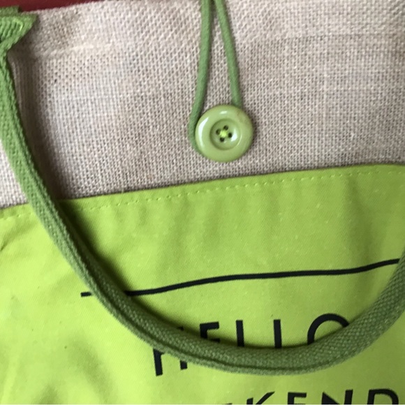 New Beautiful “Hello Weekend” Tote Bag - Picture 2 of 4